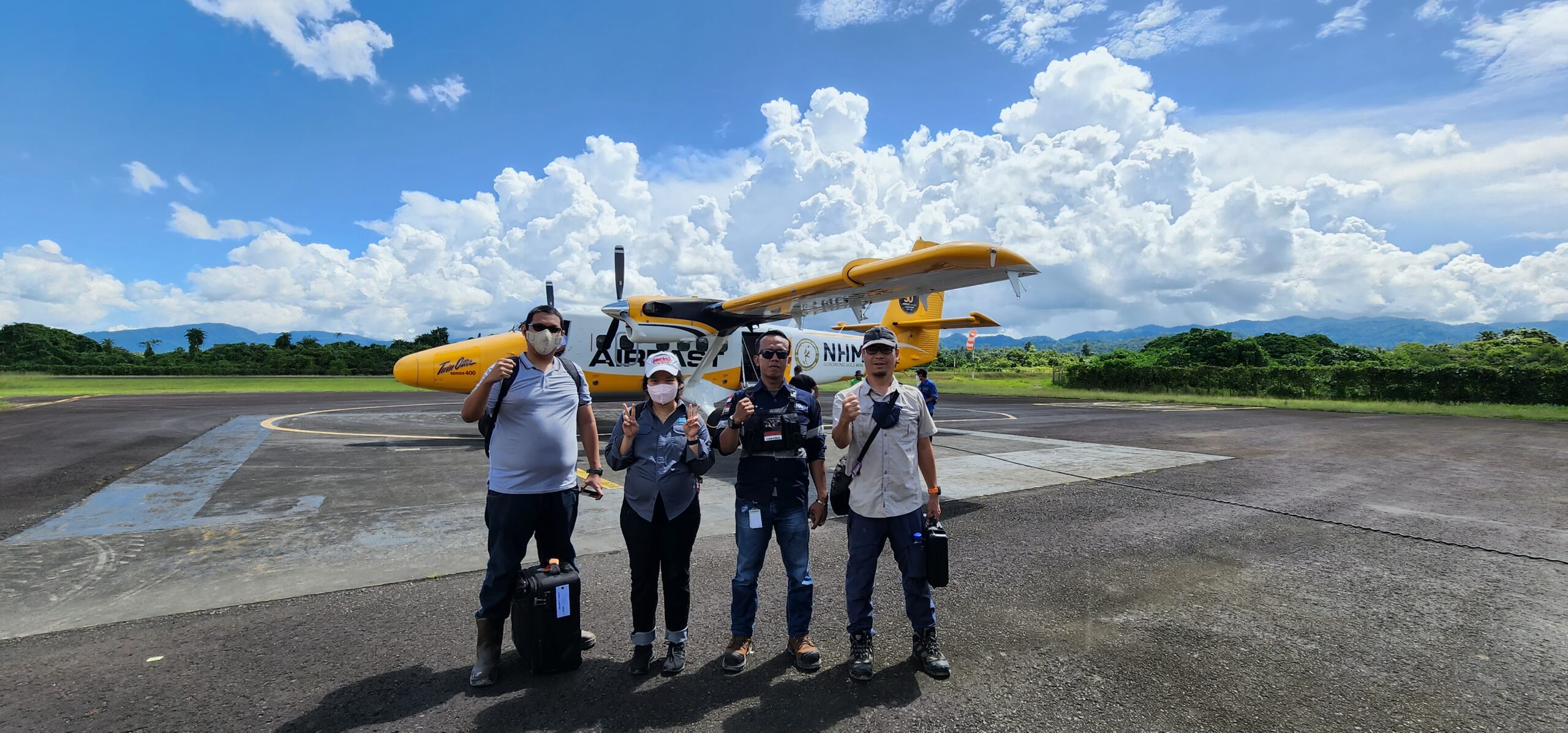 tim Ramping yang terbiasa traveling dalam Jasa Pembuatan Video Company Profile